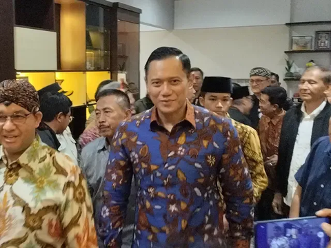 Demokrat Jabar Mulai Copot Gambar Anies Baswedan