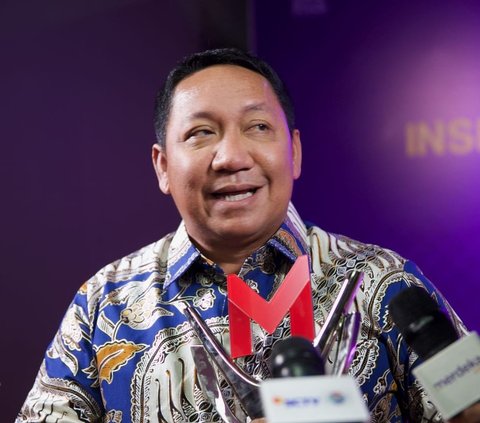 Program Cetak Dokter Antarkan Bupati Taliabu Raih Merdeka Awards 2023