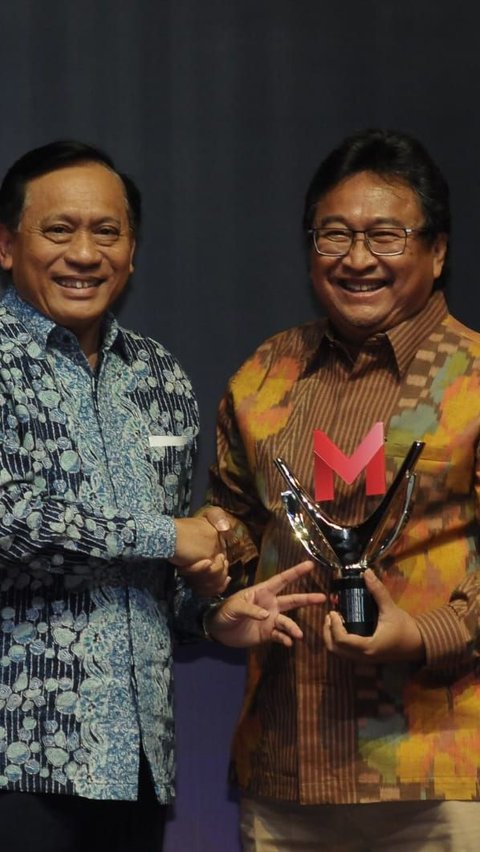 Raih Penghargaan di Merdeka Awards 2023, Bank Mandiri Makin Semangat Berkontribusi untuk Negeri