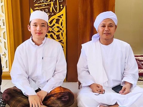 Tak Ada Yang Tahu, Ternyata Deretan Artis ini Keturunan Nabi Muhammad Nomor 3 Ganteng dan Putih