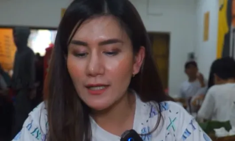 Cantik dan Memesona, Begini Potret Shemmylevita Pegawai Kantoran Banting Setir Jadi Food Vloger