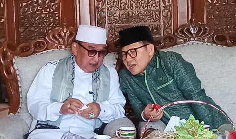 Menurutnya, pasangan Amin (Anies-Cak Imin) merupakan yang terbaik dan telah ditentukan Allah SWT. Ketua Umum PKB ini pun meminta doa kepada para kiai dalam menghadapi Pilpres 2024.<br>