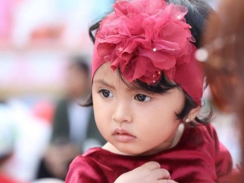 8 Foto Cantik Raya Maryam, Yang Makin Disayang Oleh Syahrini