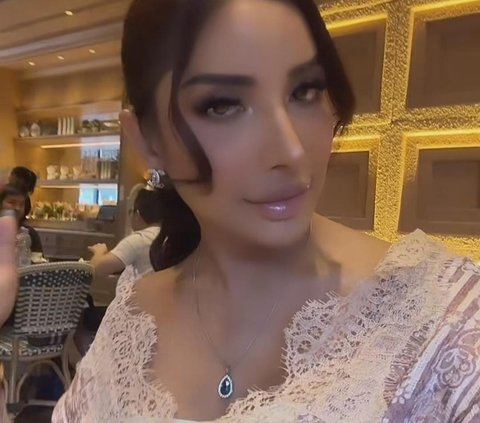 Stunning Abis! Potret Cantik Millen Cyrus di Acara 7 Bulanan Anak Ke-2 Aurel Hermansyah Disorot