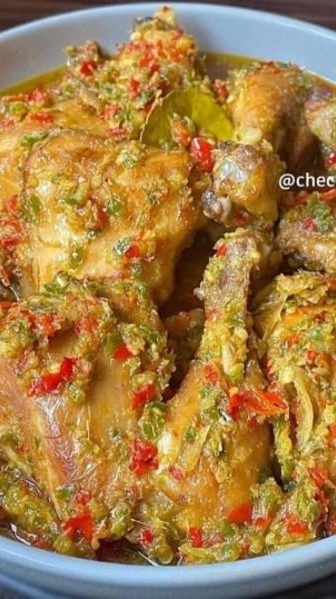 5. Ayam Rica-rica Pedas Spesial