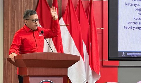 Sekjen PDI Perjuangan, Hasto Kristiyanto memuji Basuki telah berkontribusi pada pembangunan daerah di era Presiden Jokowi.<br>