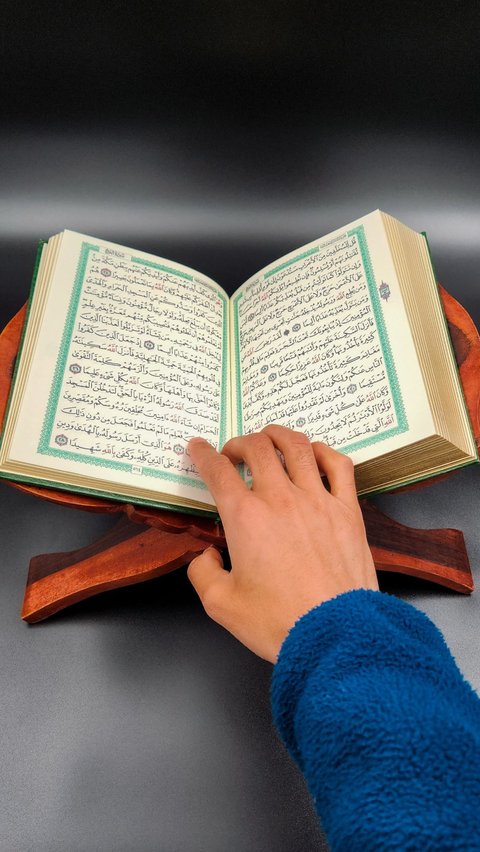 10 Contoh Idgham Mutaqaribain Dalam Al-Quran, Lengkap Definisi, Cara ...