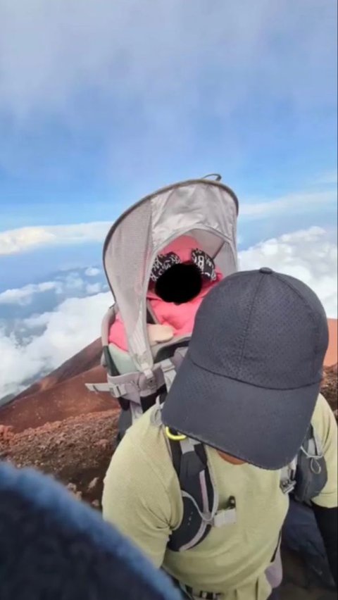 Viral Video Balita Diajak Mendaki Gunung, Begini Tanggapan Ayahnya