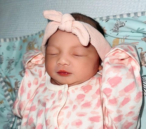 Baby Hanum Mega's Face is Highlighted, Netizens: Lucky it doesn't look like the father
