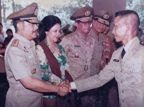 Pelantikan Perwira Akpol di Istana Tahun 1987, Panglima ABRI Dijabat Jenderal Intel Kawal Langsung Presiden Soeharto