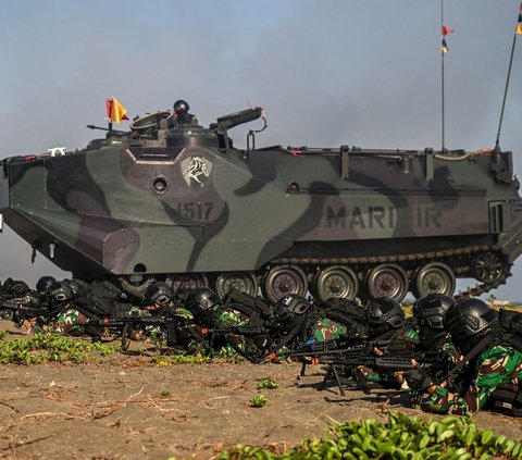 Latihan militer gabungan Super Garuda Shield (SGS) 2023 sudah dimulai di Situbondo, Jawa Timur. <br><br>Latihan perang gabungan ini berlangsung selama 14 hari terhitung dari tanggal 31 Agustus hingga 13 September 2023.