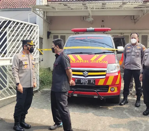 Fakta Baru, Polisi Temukan Dupa dan Senter Dekat Mayat Ibu dan Anak Tinggal Kerangka di Depok