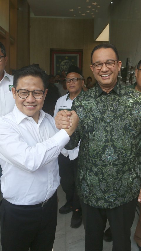 FOTO: Perdana Silaturahmi ke Markas PKB, Anies dan Cak Imin Semringah Jabat Tangan dan Langsung Bahas Tim Pemenangan Pemilu 2024