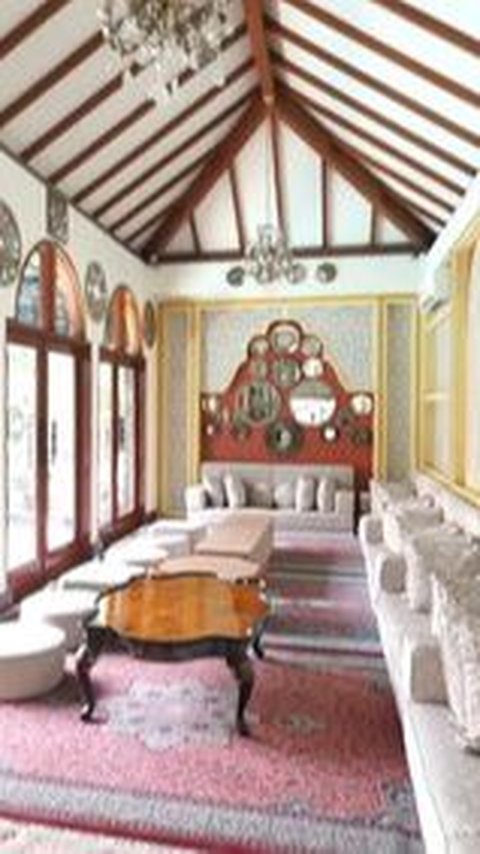 11 Foto Rumah Mewah Milik Zulkifli Hasan Bak Istana, Nagita Syok Ada Pintu Rahasia