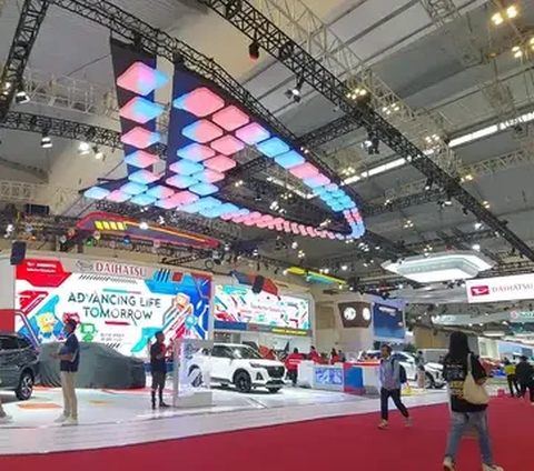 Penjualan Daihatsu selama 8 bulan ini tetap didominasi tiga model: Sigra sebanyak 43.126 unit, berkontribusi 32,1%; Gran Max Pick Up 29.087 unit (21,7%); dan Terios<br>17.966 unit (13,4%).