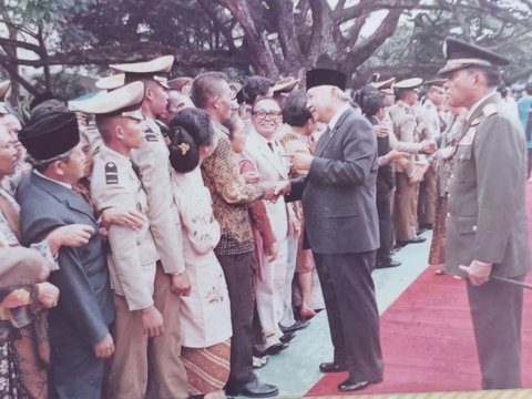 Jika Soeharto Dikenal Sebagai 'Jenderal yang Tersenyum', Jenderal TNI ini Dijuluki 'Jenderal Tanpa Senyum'