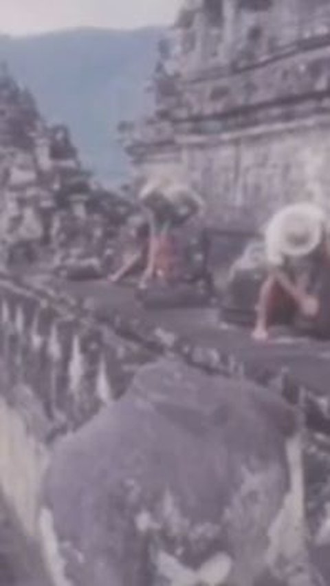 Candi Borobudur pada masanya pernah jadi satu dari tujuh keajaiban dunia. Namun pencapaian itu diraih setelah melalui usaha keras.