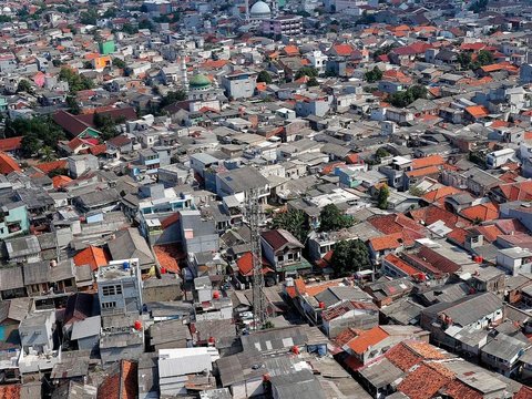 Air Pollution in Jakarta, When the President Coughs for Four Weeks