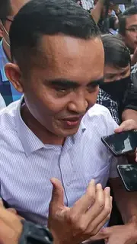 <br>KPK Geledah Rumah Mantan Kepala Bea Cukai Yogya Eko Darmanto, Tas hingga Mobil Mewah Disita