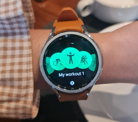 Maximize Productivity Using Galaxy Watch6 Classic Smartwatch