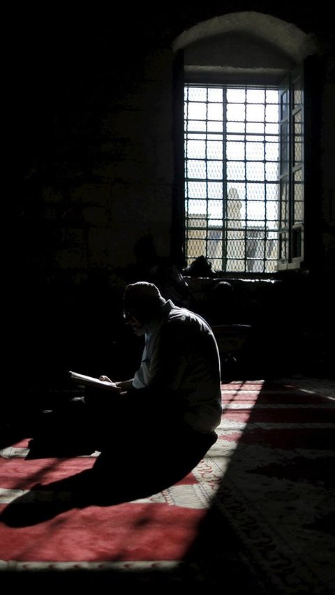 6 Bacaan Doa Tolak Bala Sesuai Ajaran Rasulullah SAW, Bisa Diamalkan Setiap Selesai Sholat