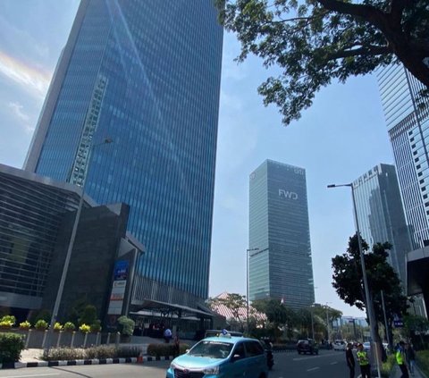 Jakarta Sky Appears Blue, Has Air Pollution Really Decreased?