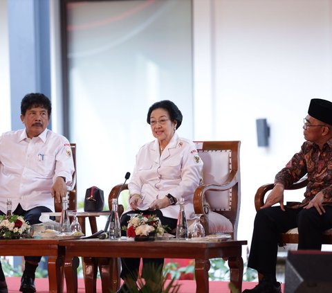 Megawati Beri Pembinaan Ideologi Pancasila Kepada Para Menteri dan Pemangku Kebijakan