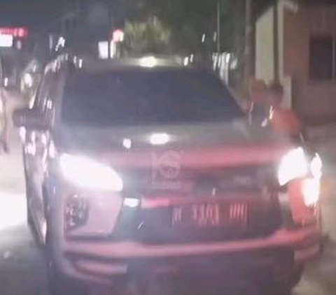 Viral Pengemudi Mobil di Semarang Diduga Acungkan Pistol ke Pemotor, Begini Kronologinya