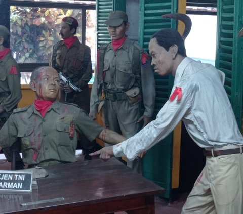 Pasukan Elite Baret Merah Buru & Tumpas Gerombolan PKI Kolonel Sahirman di Gunung Merapi-Merbabu