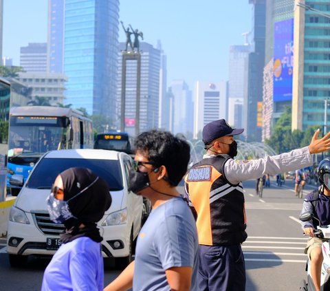 Hooray! Migrant workers are exempt from import duties when sending goods to Indonesia