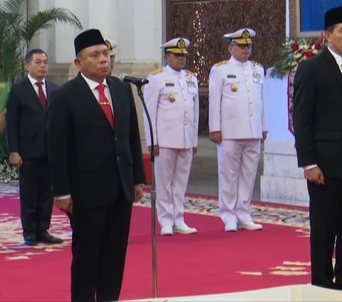 Jokowi Lantik Laksdya Irvansyah jadi Kabakamla dan Sahat Manaor Kepala Badan Karantina