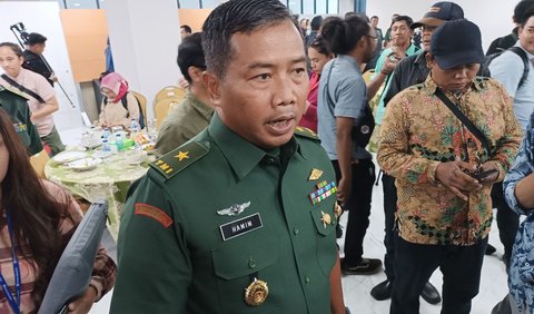 TNI AD meminta maaf terkai perilaku prajuritnya saat mengendarai mobil hingga menyebabkan kecelakaan beruntun di Tol MBZ.<br>