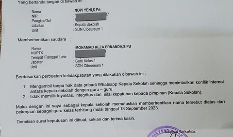 2. Reza Dipecat karena Dianggap Tidak Mematuhi Kepala Sekolah