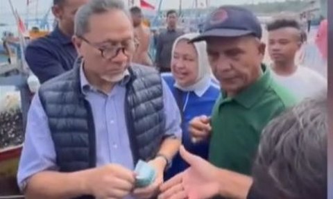 Ketum PAN Zulkifli Hasan Bagi-Bagi Duit 'Gocapan', KPK: Itu Politik Uang