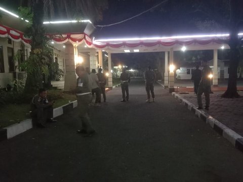 KPK Geledah Rumah Dinas Bupati Lamongan