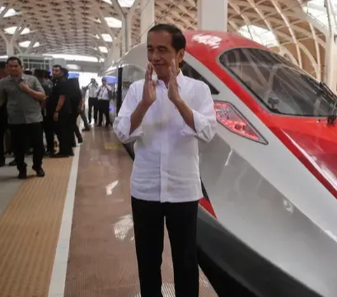 Jokowi Ungkap Penyebab Produk Mebel RI Kalah Saing dengan Vietnam-Malaysia