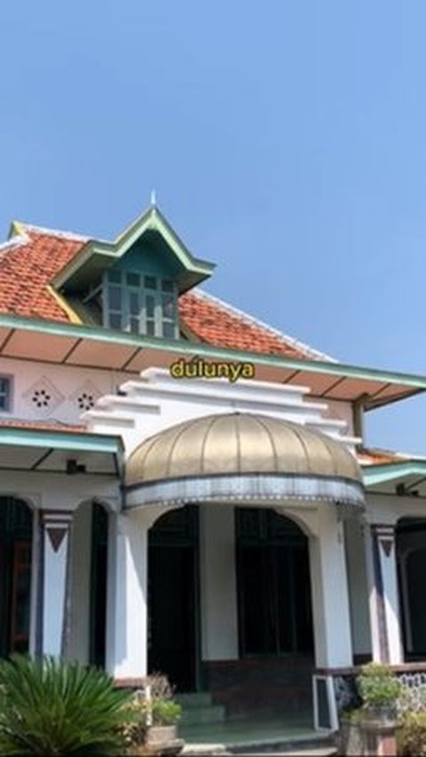 Dalam video yang dibagikan akun Tiktok @gejapramono, membagikan potret rumah Hj Noerijah putri dari Prawirosoewarno.