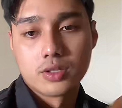 Lutfi cukup aktif di akun TikTok miliknya. Ia juga beberapa kali menyapa pengikutnya dengan melakukan siaran langsung.