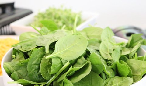 1. Know the Characteristics of Fresh Spinach