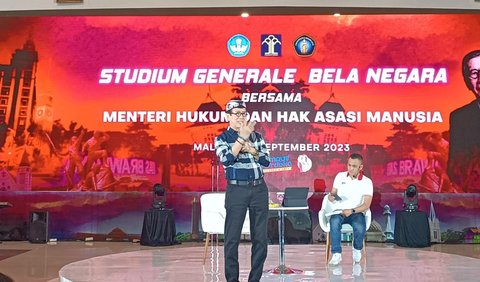 Menteri Hukum dan Hak Asasi Manusia (MenkumHam), Yasonna Laoly buka suara soal dugaan lagu Halo-Halo Bandung dijiplak oleh Malaysia.<br>