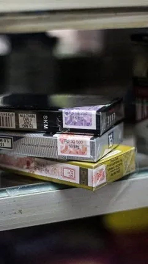 Banyak Orang Beralih Beli Rokok Murah Bikin Penerimaan Cukai Lesu