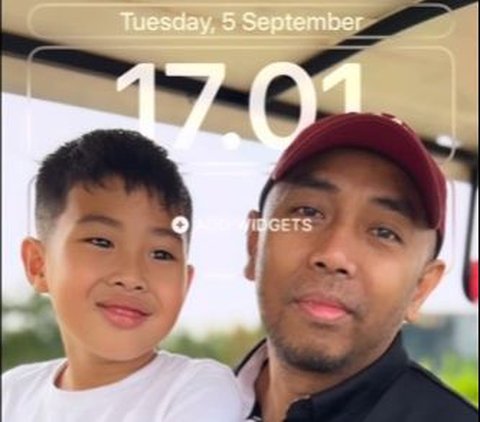 Viral Mother's Confession of Getting Scolded by Child because of Nicolas Saputra's Photo as Phone Wallpaper