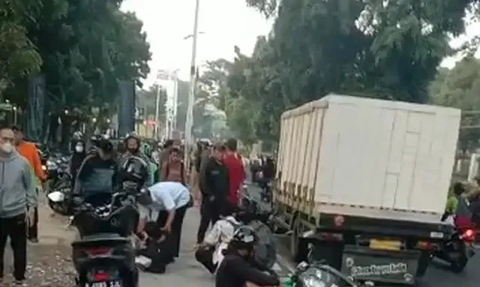 Kasus Truk Vs Pemotor Lawan Arah di Lenteng Agung Berakhir Damai, Polisi Hanya Kenakan Sanksi Tilang