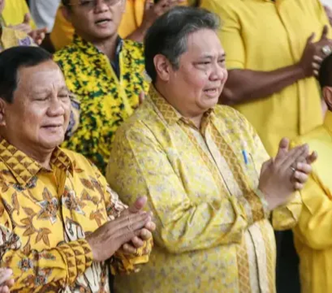 Ketum KIM Kumpul di Golkar, Airlangga Sapa Prabowo: Wih Konsisten Pakai Kuning