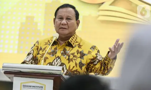 Ketum KIM Kumpul di Golkar, Airlangga Sapa Prabowo: Wih Konsisten Pakai Kuning