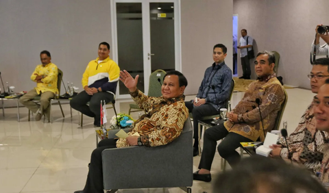 <br>Prabowo berencana melakukan sowan ke sejumlah tokoh untuk mencari sosok ketua tim pemenangan Koalisi Indonesia Maju. 