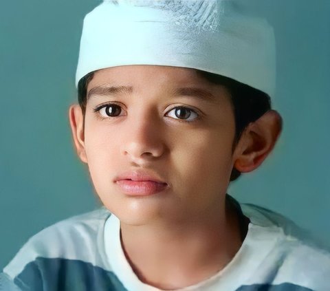 Innocent Child in Tawakal Soap Opera Now Becomes a Popular YouTuber, Here are 9 Portraits of His Transformation