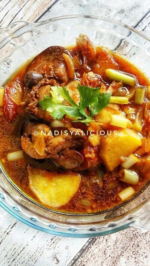 3. Semur Hati Ayam Kentang