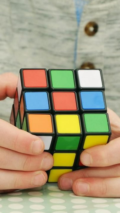 Rumus Rubik 3x3 Bagi Pemula yang Mudah & Cepat, Lengkap Beserta Gambarnya