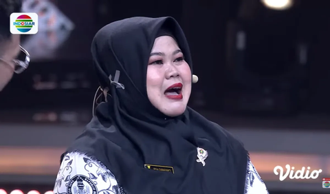 Di acara tersebut Risa sempat menjadi dirigen memimpin sebuah lagu 'Garuda Pancasila'. Kepada Raffi, Risa menyebut jika dirinya belajar otodidak menjadi dirigen.<br>